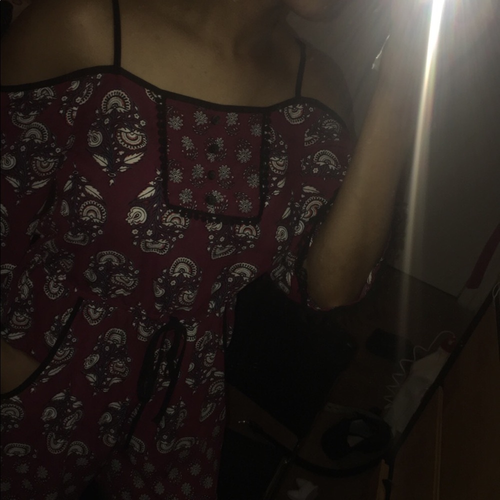 Cute summer romper w/ pockets